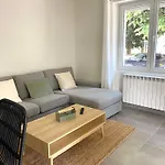 بيت للعطل T3 Renove, Jardin Parking & Garage Prive, Proche Centre