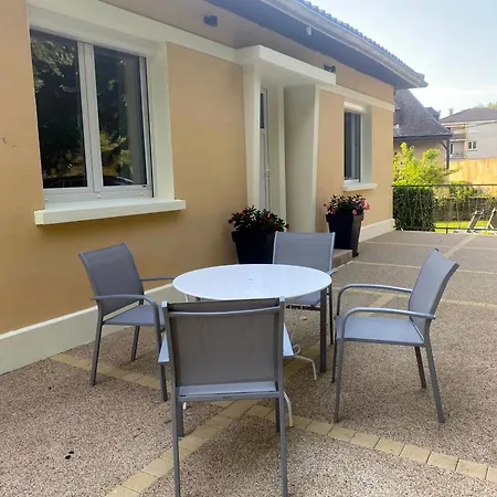 Vakantiehuis T3 Neuf, Parking & Garage Prive, Proche Centre Sarlat-la-Canéda