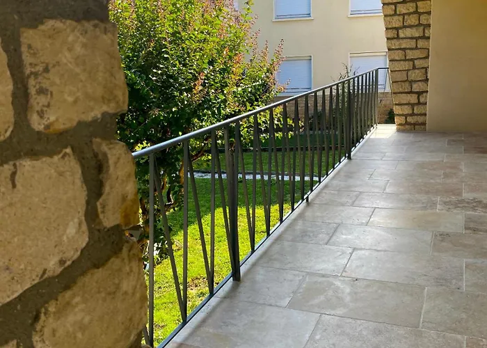 T3 Rénové, Jardin Parking&garage Privé, Proche Centre Hébergement de vacances