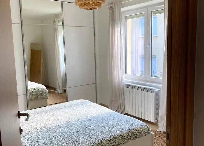 T3 Rénové, Jardin Parking&garage Privé, Proche Centre