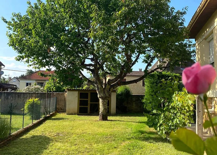 T3 Rénové, Jardin Parking&garage Privé, Proche Centre Hébergement de vacances Sarlat